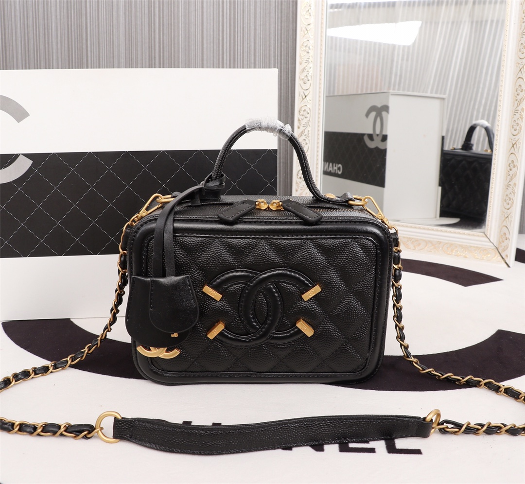 【CHANEL 公式旗艦店】シャネル  斜めがけバッグ 当日出荷好評に付き再入荷21*16*10CM