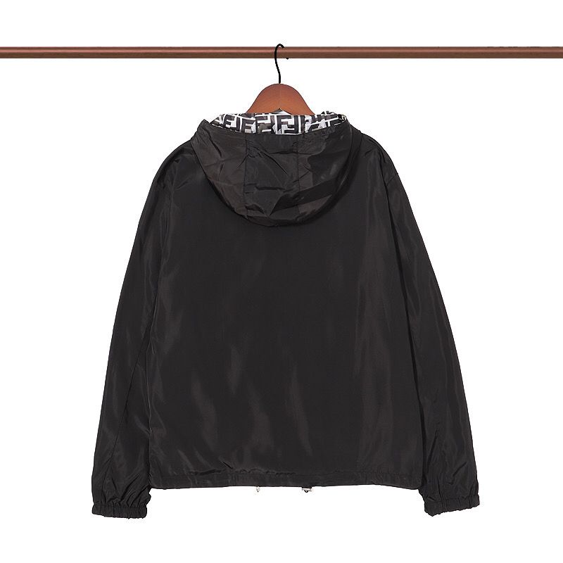 【FENDI 公式旗艦店】フェンディ ジャケットを両面に着る好評に付き再入荷！