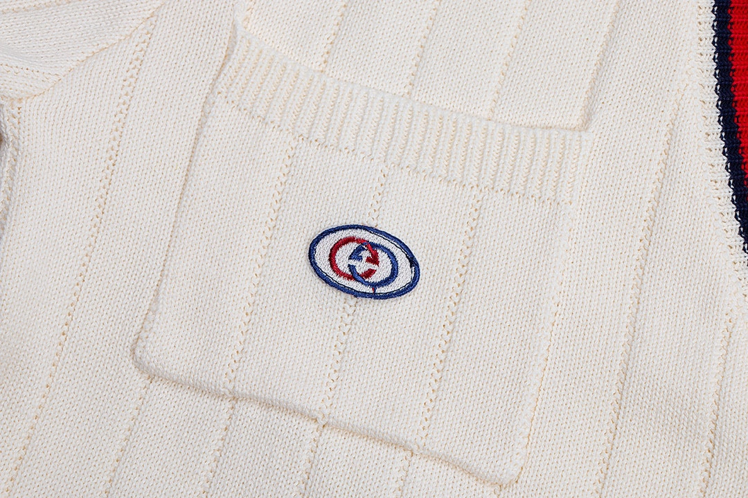 【GUCCI公式旗艦店】（フェンディ）ご好評に付き再入荷！！