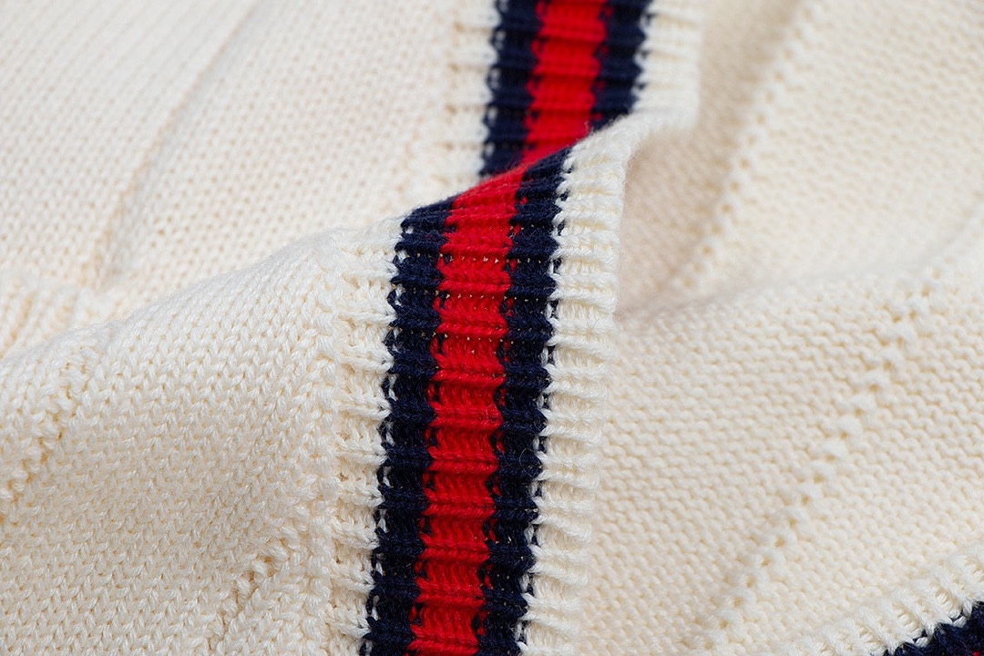 【GUCCI公式旗艦店】（フェンディ）ご好評に付き再入荷！！