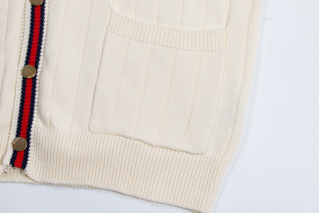 【GUCCI公式旗艦店】（フェンディ）ご好評に付き再入荷！！