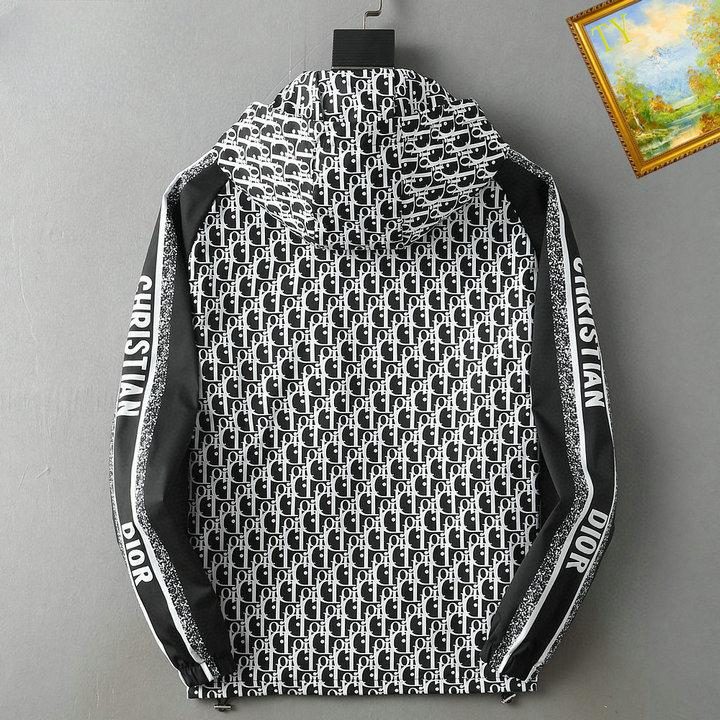 【DIOR 公式旗艦店】ディオール  ジャケット着好評に付き再入荷！