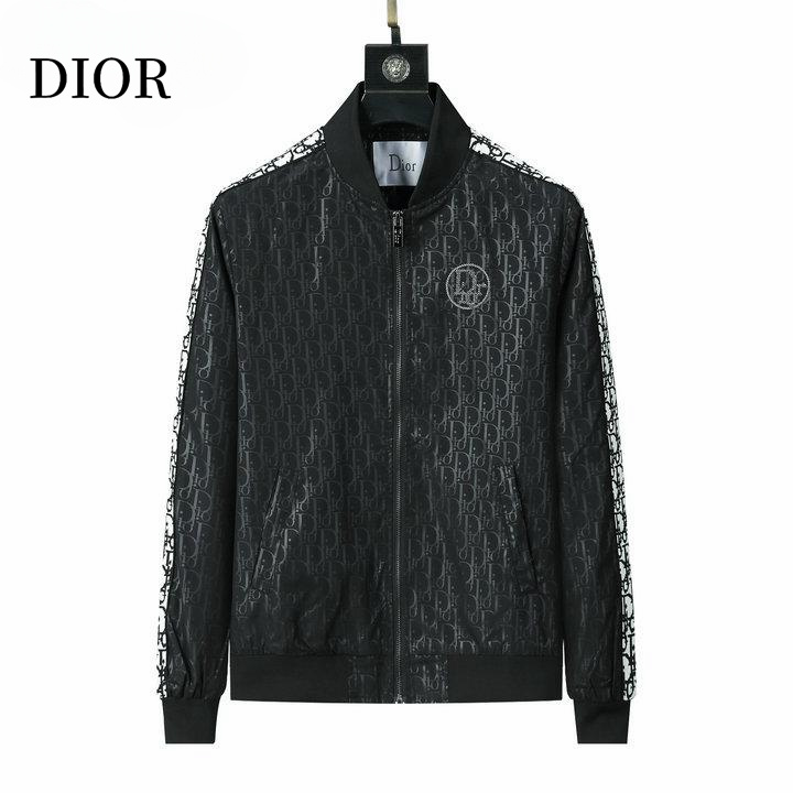 【DIOR 公式旗艦店】ディオール  ジャケット着好評に付き再入荷！