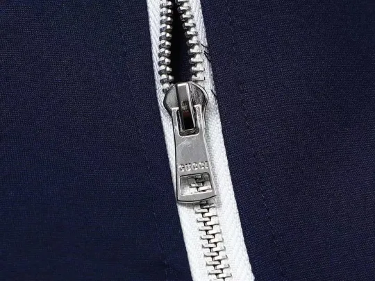 【GUCCI 旗艦店】（グッチ）スーツ ご好評に付き再入荷！240918