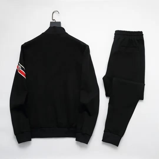 【MONCLER】モンクレール、スーツ 【即日出荷】ご好評に付き再入荷！240918