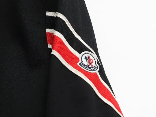 【MONCLER】モンクレール、スーツ 【即日出荷】ご好評に付き再入荷！240918