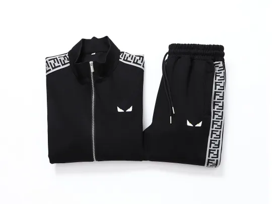 【FENDI】（フェンディ）スーツ【即日出荷】男女兼用、ご好評に付き再入荷！