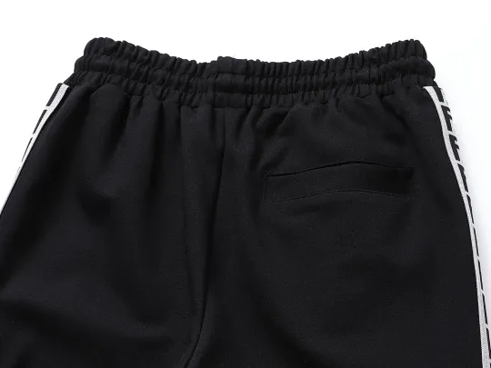 【FENDI】（フェンディ）スーツ【即日出荷】男女兼用、ご好評に付き再入荷！