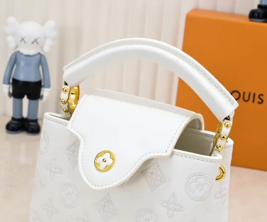 ルイヴィトン  Louis Vuitton  LV ブロデリー アングレーズ カプセル コレクション M20741  21 x 14 x8CM  240919