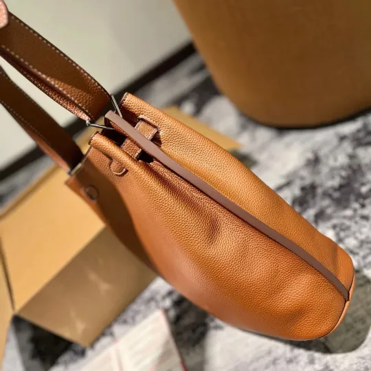 HERMES エルメスが春に向けて新作ハンドバッグ10点を発表  23.3 CM  240919