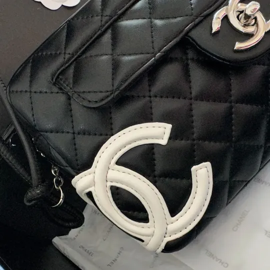 CHANEL 中古バッグ シャネル お宝級 康鵬カメラバッグ 27CM  240920