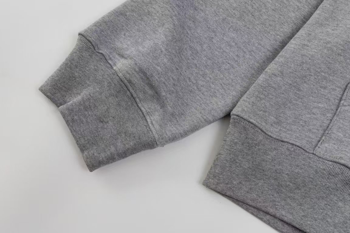 【BURBERRY 公式旗艦店】バーバリー パーカースウェットご好評に付き再入荷！