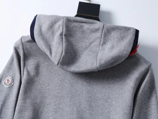 【Moncler日本公式許可旗艦店】（モンクレール）ご好評に付き再入荷！！【男女兼用】 240920