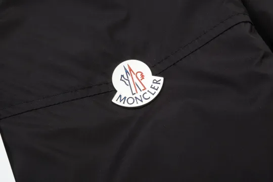 【Moncler日本公式許可旗艦店】（モンクレール）ジャケット着 ご好評に付き再入荷！！【男女兼用】 240920