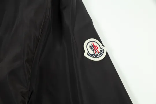 【MONCLER 公式旗艦店】モンクレール ジャケット 好評に付き再入荷！ 240920