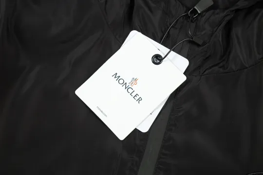 【MONCLER 公式旗艦店】モンクレール ジャケット 好評に付き再入荷！ 240920