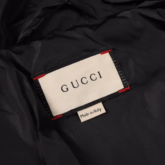 GUCCI GG パターン フロントボタン ダウンジャケット ブラック    241016