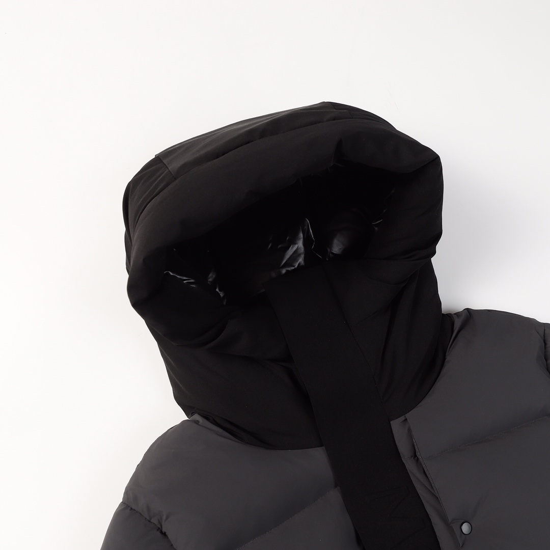 【MONCLER 公式旗艦店】モンクレール  ダウンジャケット好評に付き再入荷！ 271017