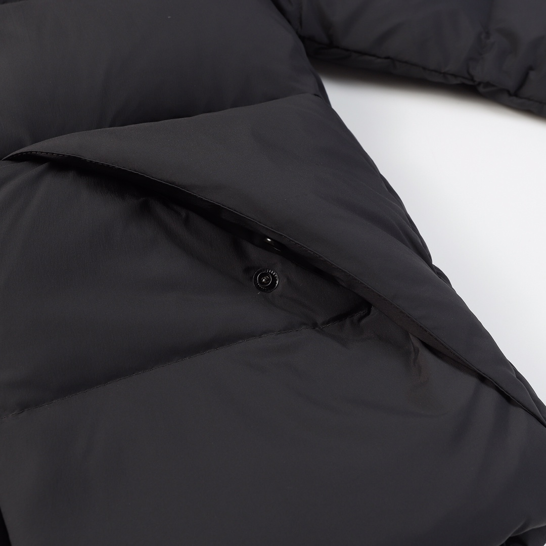 【MONCLER 公式旗艦店】モンクレール  ダウンジャケット好評に付き再入荷！ 271017