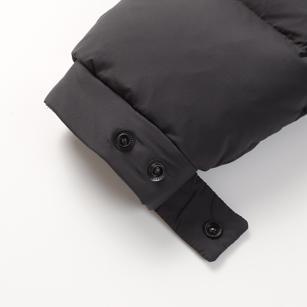 【MONCLER 公式旗艦店】モンクレール  ダウンジャケット好評に付き再入荷！ 271017