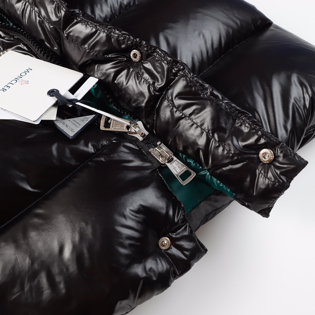 【MONCLER 公式旗艦店】モンクレール  ダウンジャケット好評に付き再入荷！ 271017