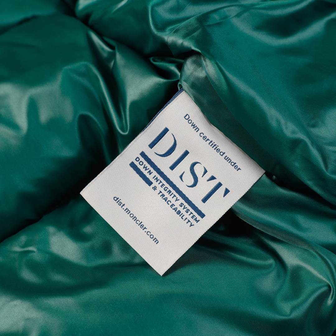 【MONCLER 公式旗艦店】モンクレール  ダウンジャケット好評に付き再入荷！ 271017