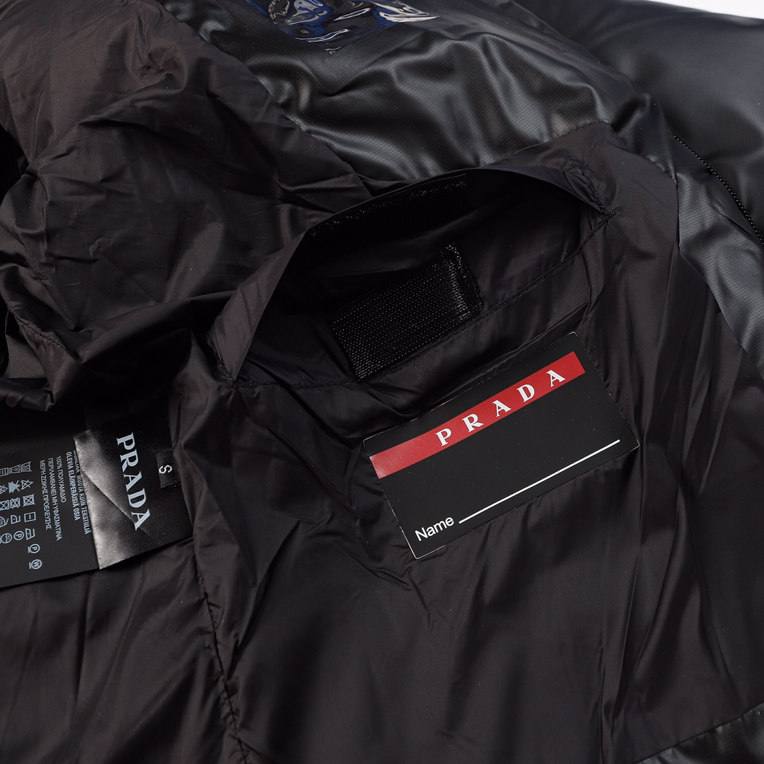 【MONCLER 公式旗艦店】モンクレール ダウンベスト 好評に付き再入荷！ 271017