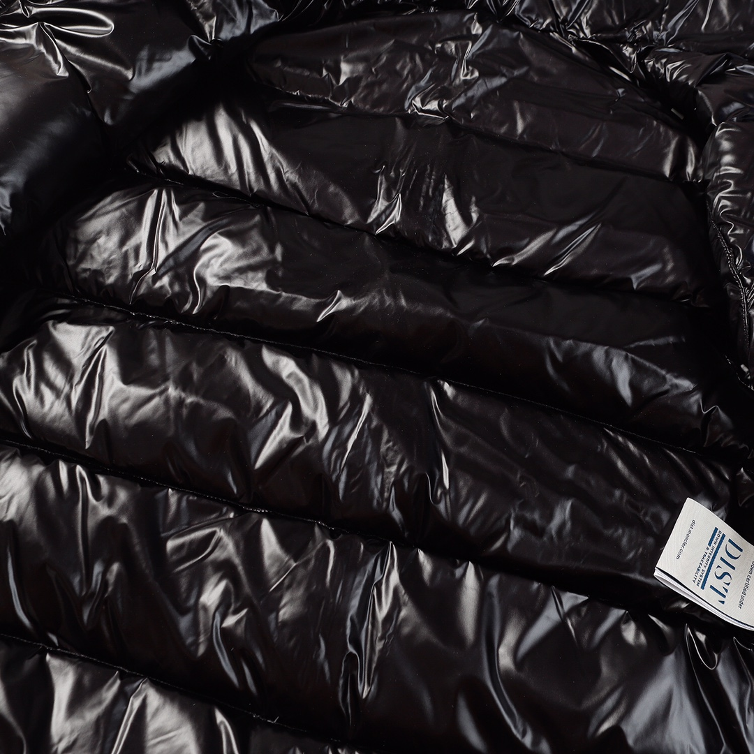 【MONCLER 公式旗艦店】モンクレール ダウンベスト 好評に付き再入荷！ 271017