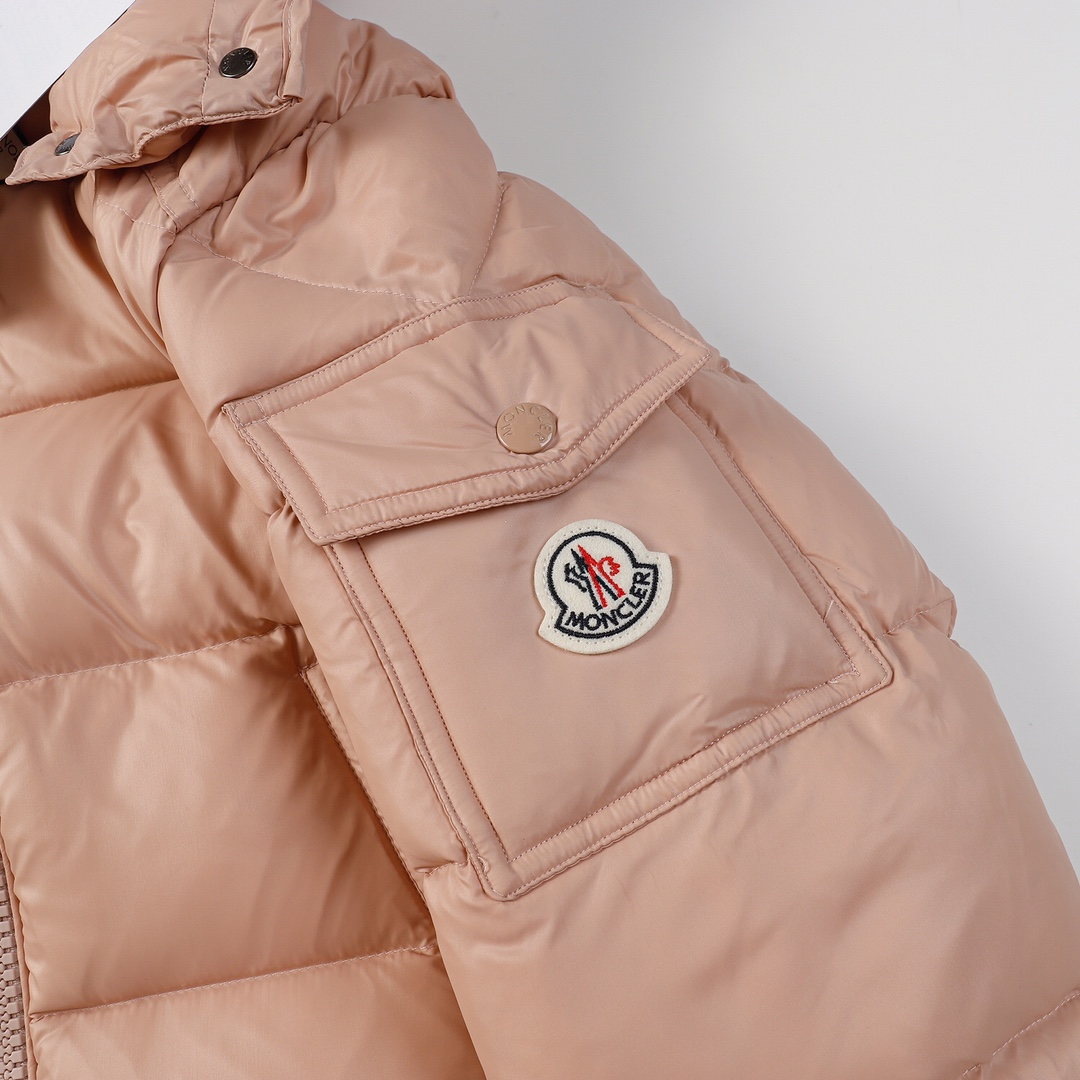 【MONCLER 公式旗艦店】モンクレール  ダウンジャケット好評に付き再入荷！ 271017