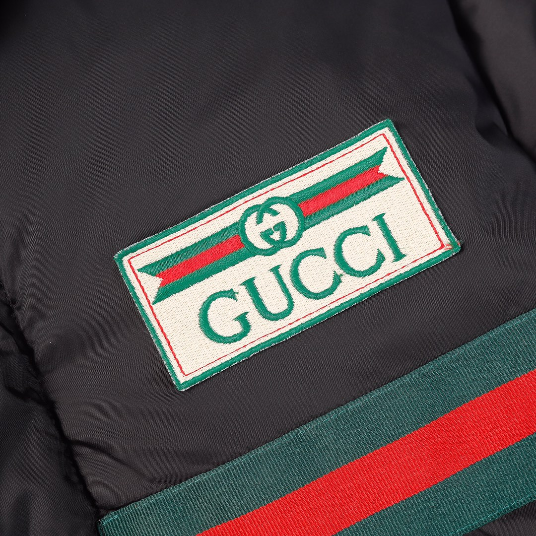 【GUCCI   公式旗艦店】グッチ   ダウンジャケット 好評に付き再入荷！ 271017