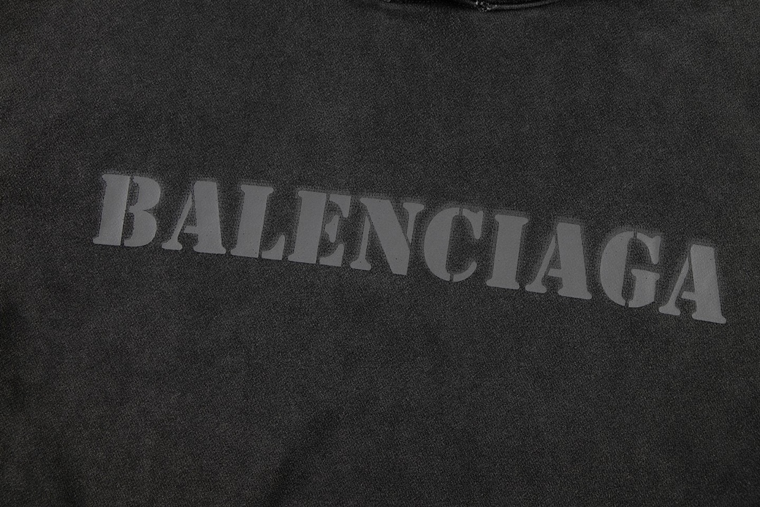 【BALENCIAGA 公式旗艦店】バレンシアガ 丸首の衛衣 スウェット ご好評に付き再入荷！241127