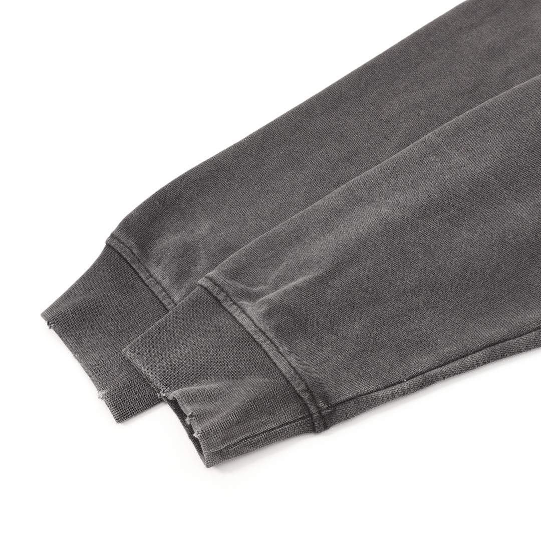 【BALENCIAGA 公式旗艦店】バレンシアガ 丸首の衛衣 スウェット ご好評に付き再入荷！241127