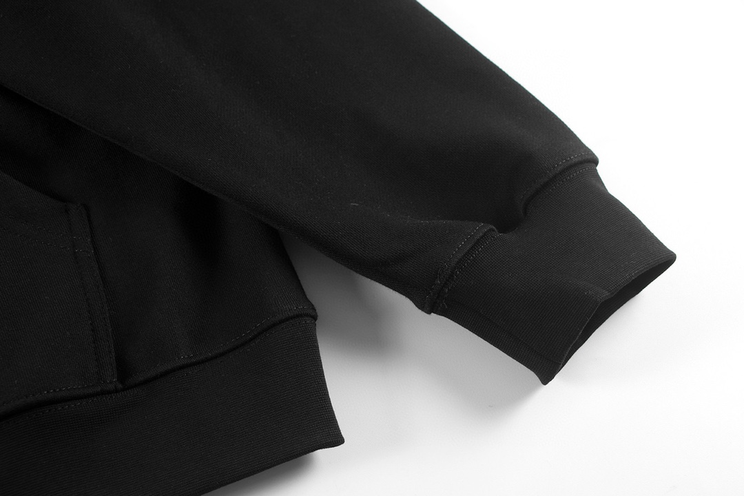 【BALENCIAGA 公式旗艦店】バレンシアガ パーカースウェット ご好評に付き再入荷！241127