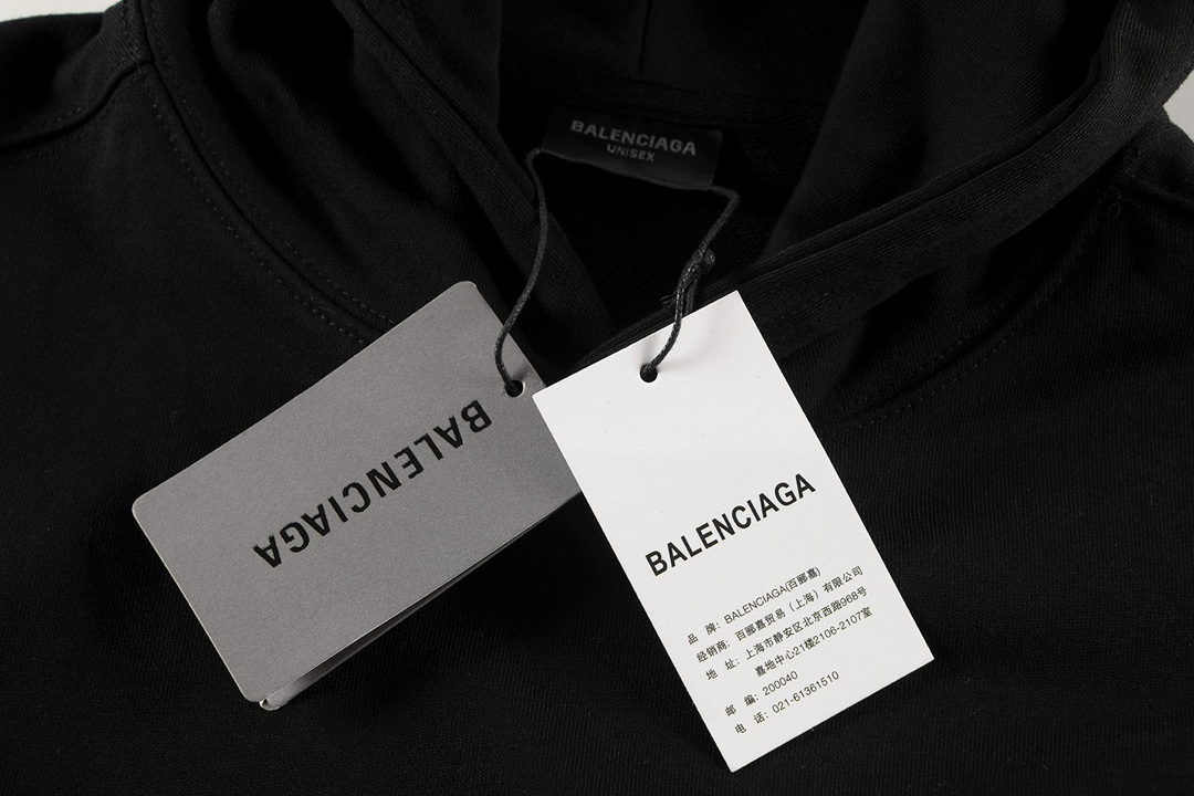 【BALENCIAGA 公式旗艦店】バレンシアガ パーカースウェット ご好評に付き再入荷！241127
