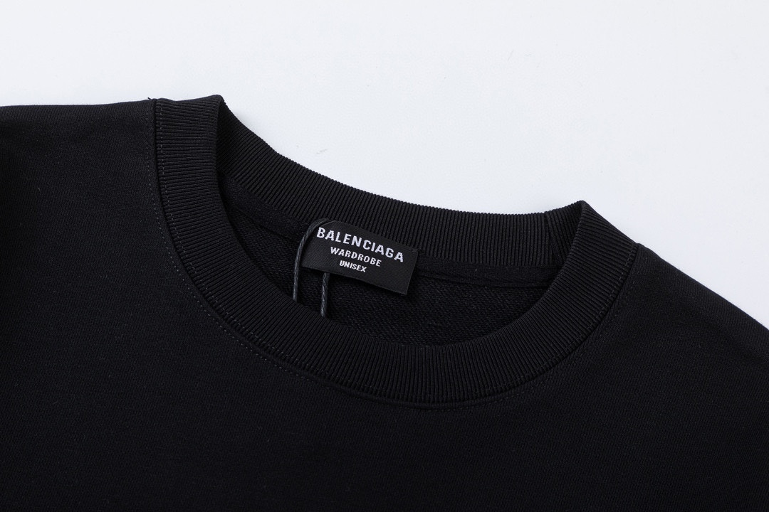 【BALENCIAGA 公式旗艦店】バレンシアガ 丸首の衛衣 スウェット ご好評に付き再入荷！241127