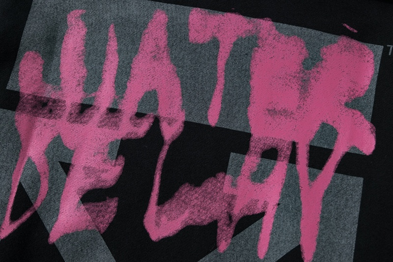 【OFF-WHITE  公式旗艦店】オフホワイト 丸首の衛衣  スウェットご好評に付き再入荷！ 241127