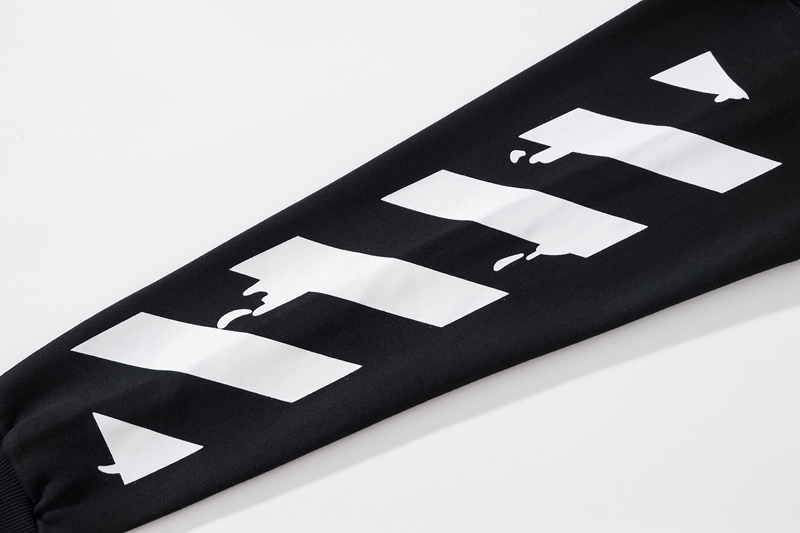 【OFF-WHITE  公式旗艦店】オフホワイト 丸首の衛衣  スウェットご好評に付き再入荷！ 241127