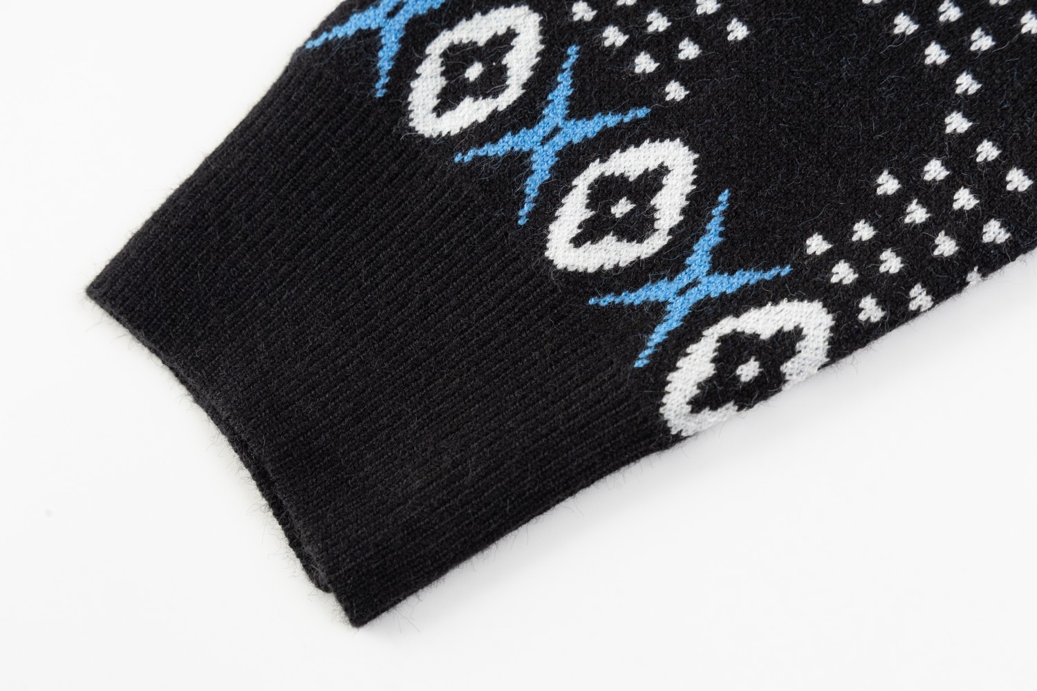 LV【LOUIS VUITTON 公式旗艦店】ルイヴィトン  セーター好評に付き再入荷！241128