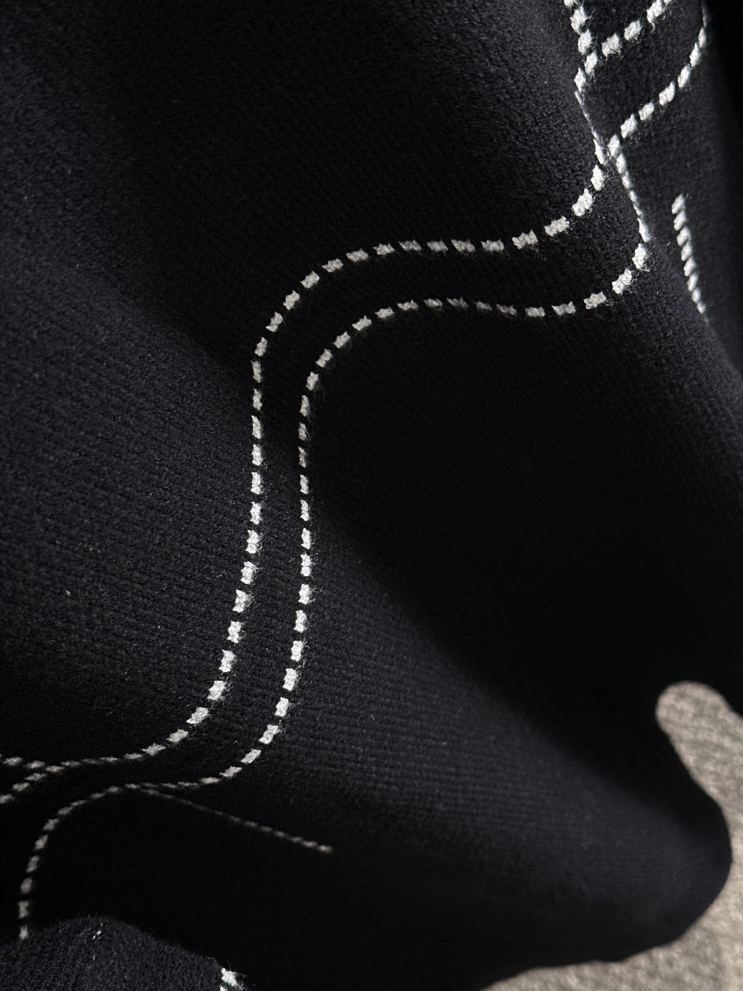 LV【LOUIS VUITTON 公式旗艦店】ルイヴィトン  セーター好評に付き再入荷！241128