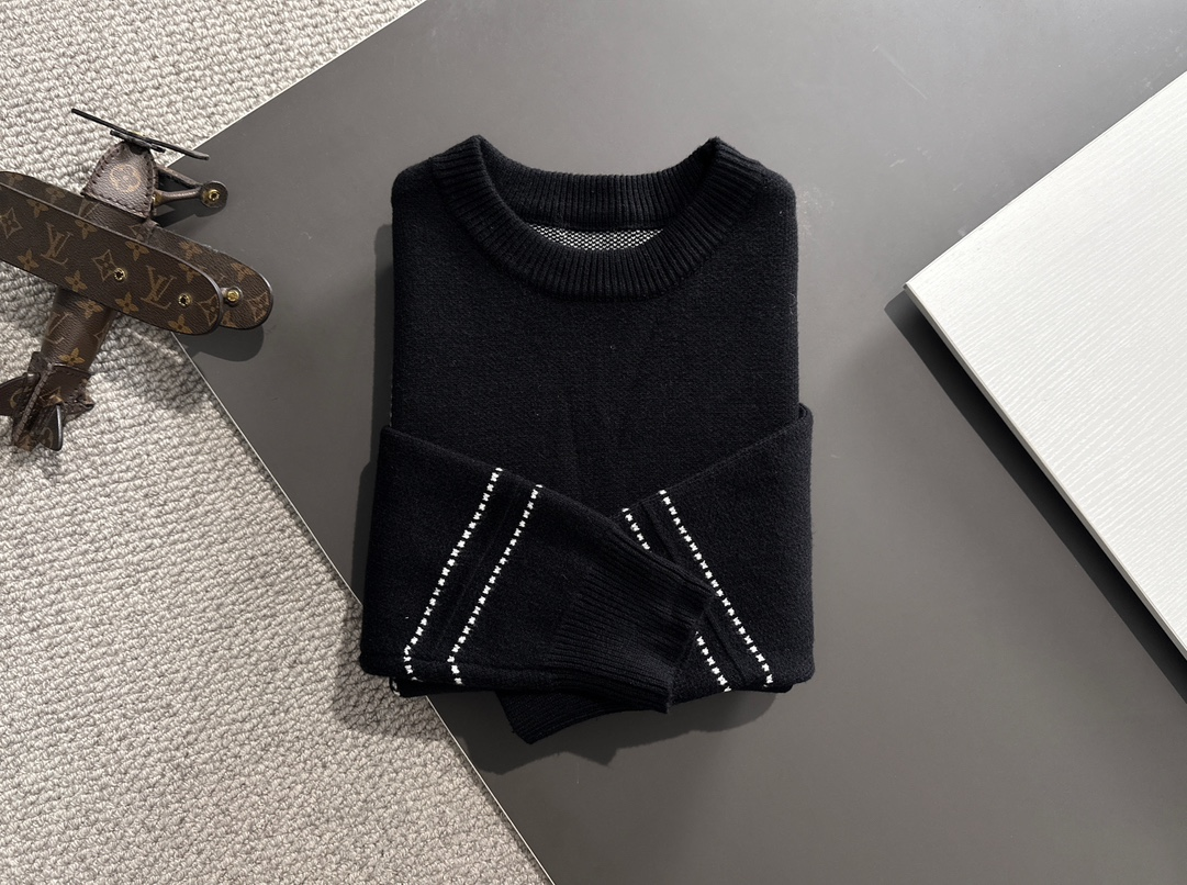 LV【LOUIS VUITTON 公式旗艦店】ルイヴィトン  セーター好評に付き再入荷！241128
