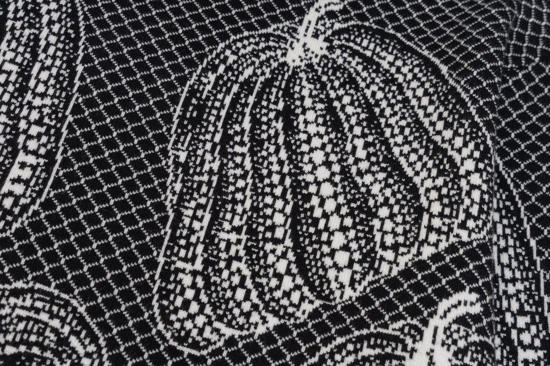 LV【LOUIS VUITTON  公式旗艦店】ルイヴィトン  セーター好評に付き再入荷！241128