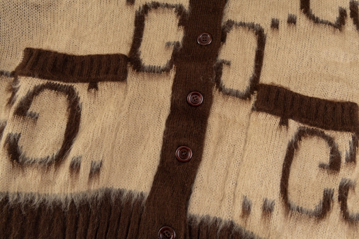 【GUCCI  公式旗艦店】グッチ  セーター好評に付き再入荷！241128