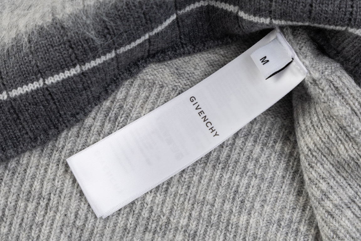 【GIVENCHY   公式旗艦店】ジバンシー  セーター好評に付き再入荷！ 241128