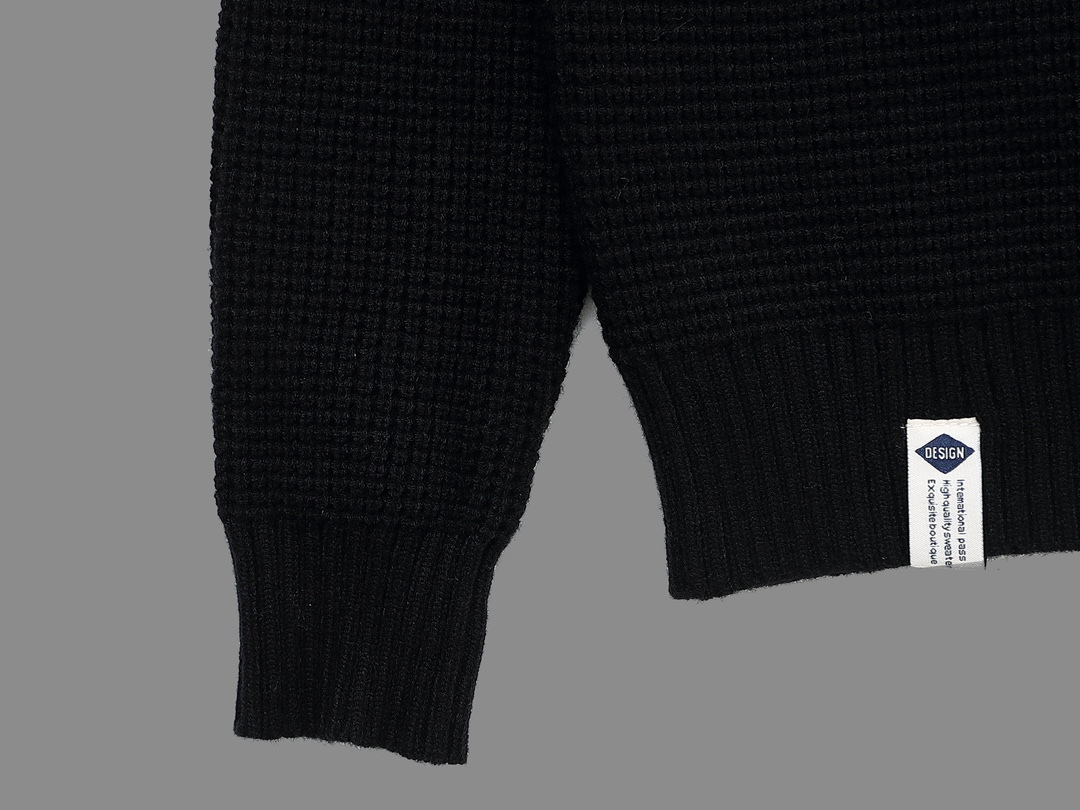 【GIVENCHY  公式旗艦店】 ジバンシー   セーター好評に付き再入荷！241128