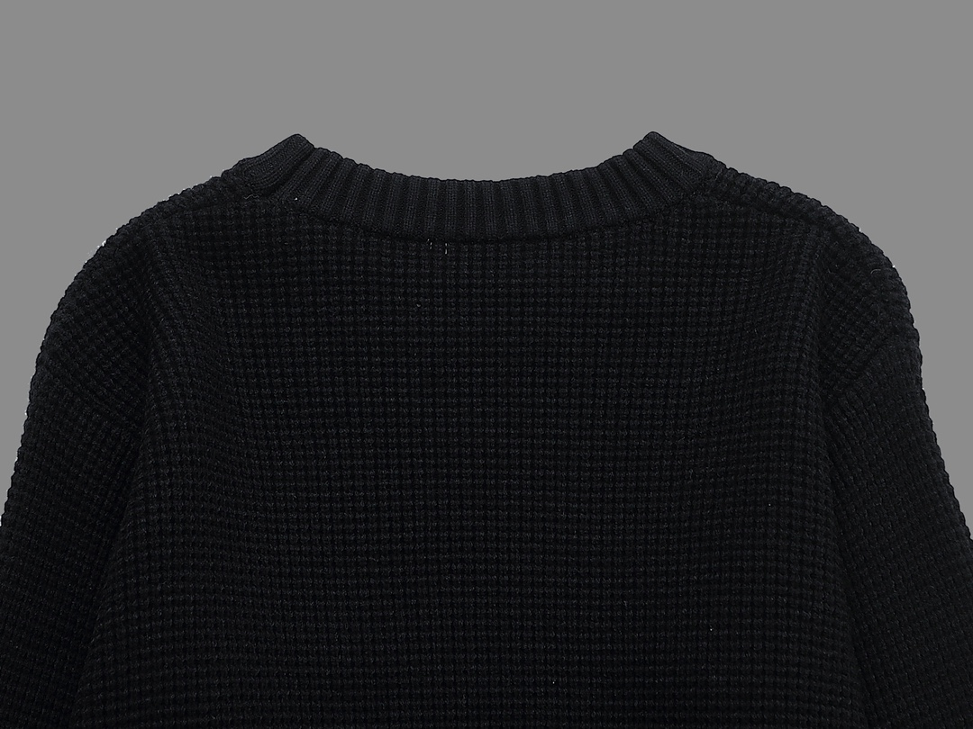 【GIVENCHY  公式旗艦店】 ジバンシー   セーター好評に付き再入荷！241128