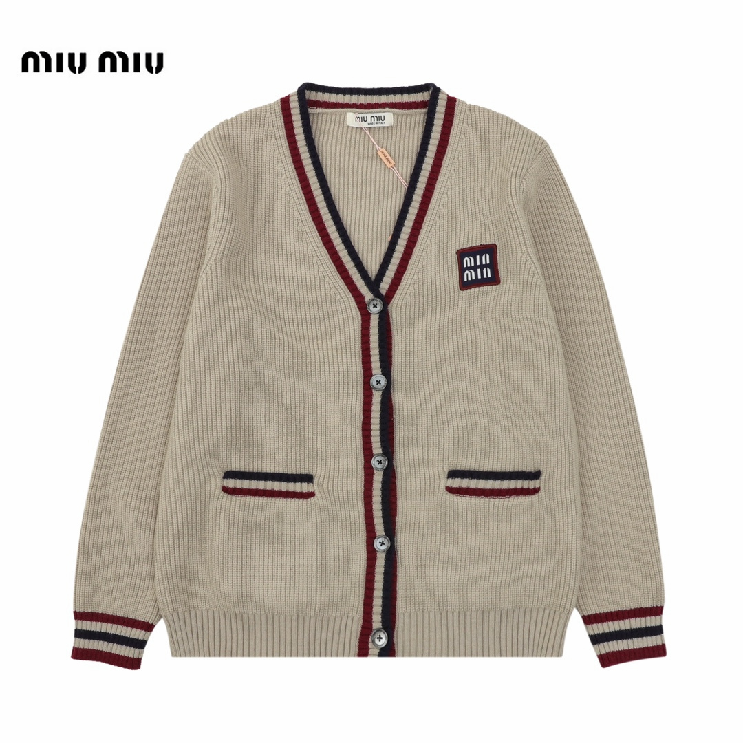 【Miumiu   公式旗艦店】ミュウミュウ   セーター好評に付き再入荷！ 241123