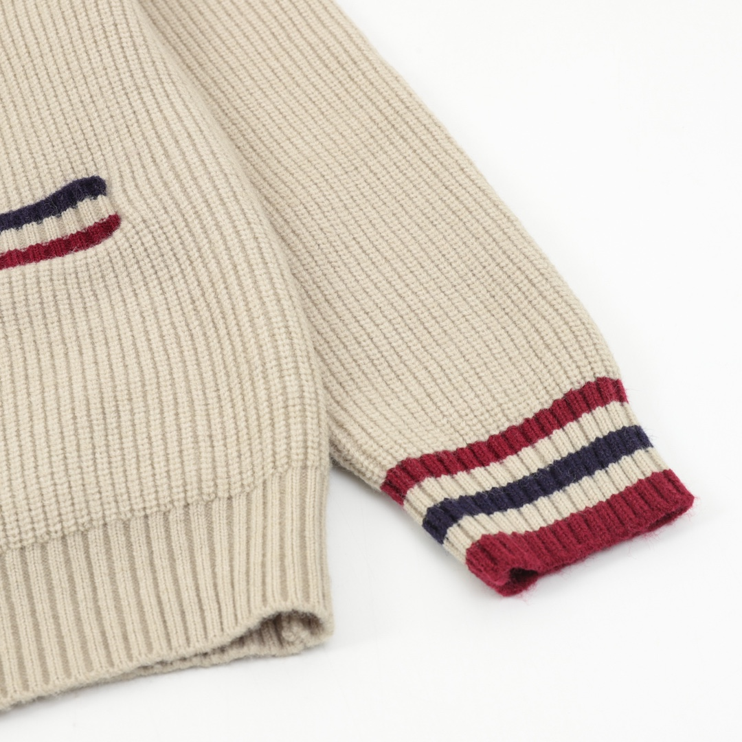 【Miumiu   公式旗艦店】ミュウミュウ   セーター好評に付き再入荷！ 241123