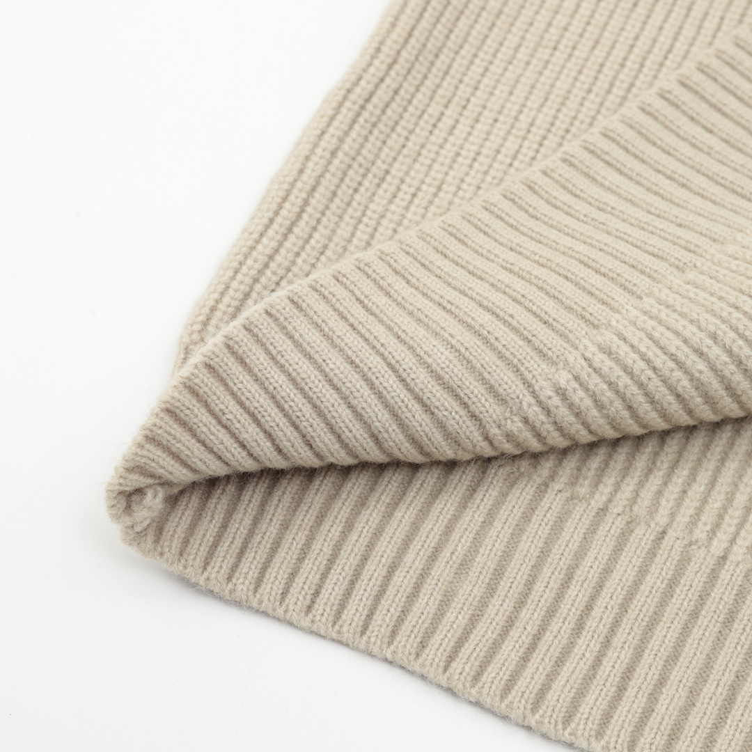 【Miumiu   公式旗艦店】ミュウミュウ   セーター好評に付き再入荷！ 241128