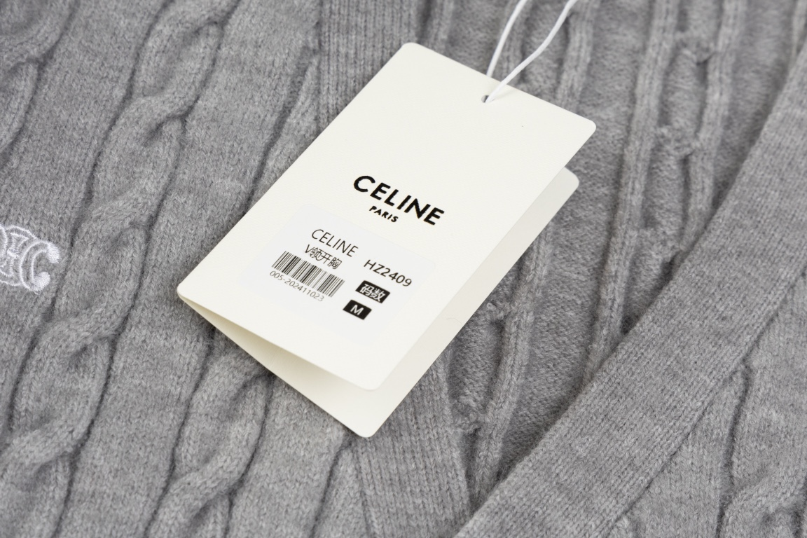 【CELINE  公式旗艦店】セリーヌ  セーター好評に付き再入荷！ 241030