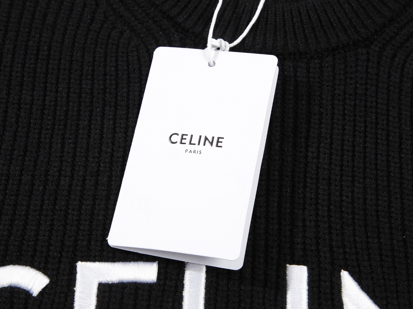 【CELINE   公式旗艦店】セリーヌ   セーター好評に付き再入荷！ 241128